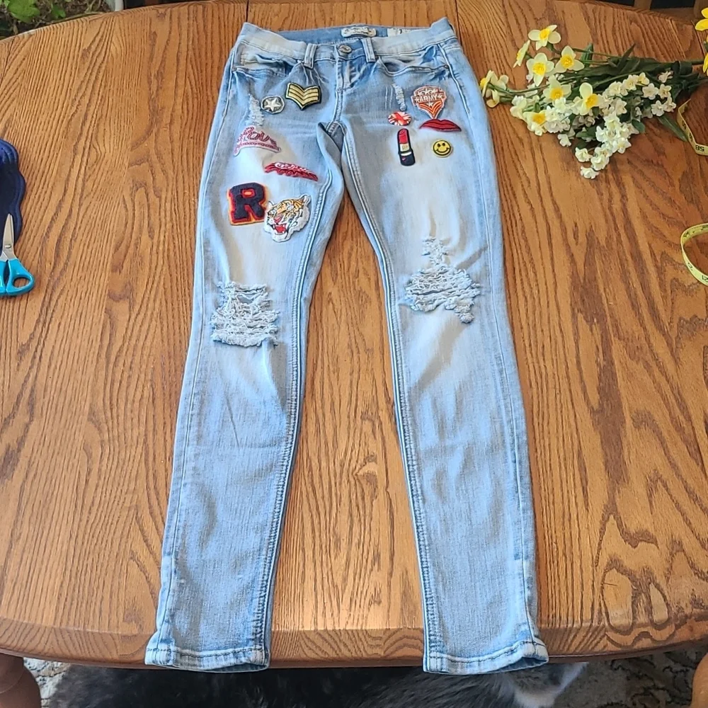 Indigo Rein Forever Jeans - Patches - Size 1 - Picture 9 of 9